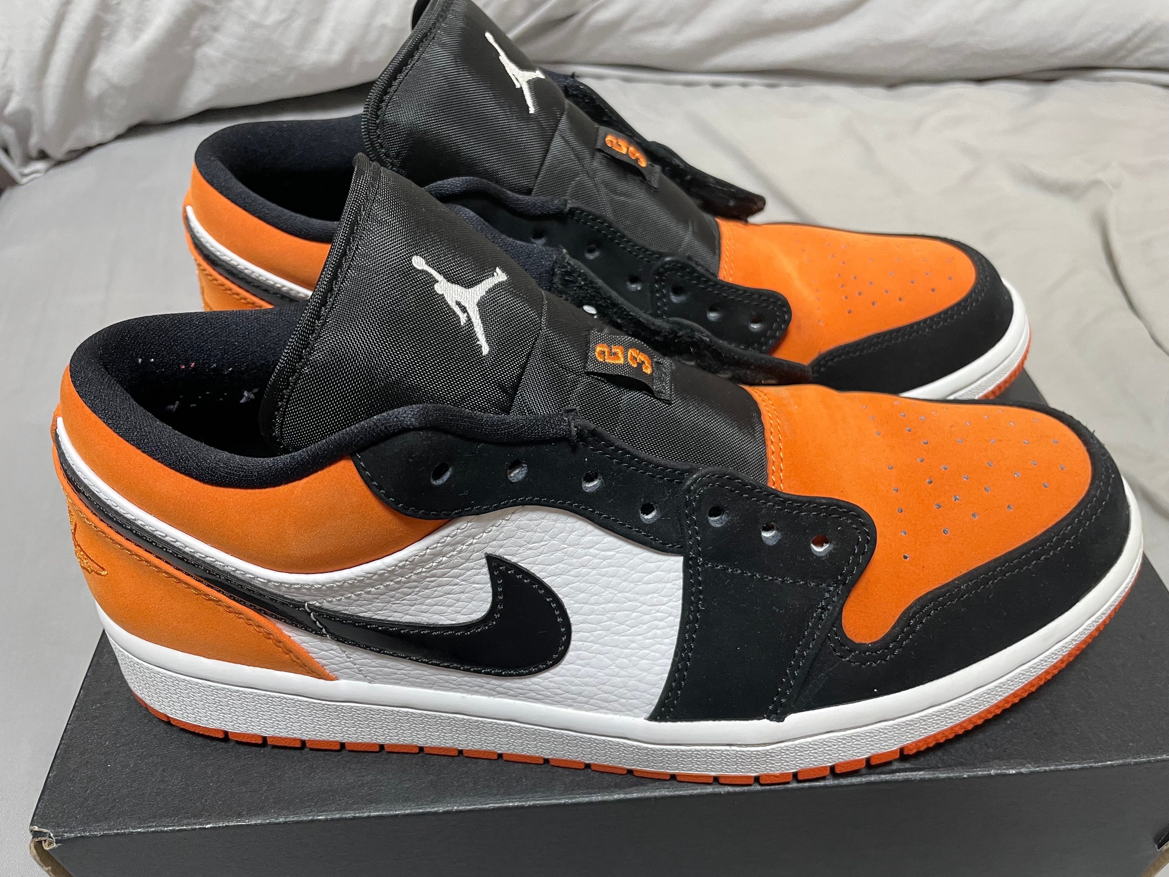 Nike Air Jordan 1 Low "Shattered Backboard"