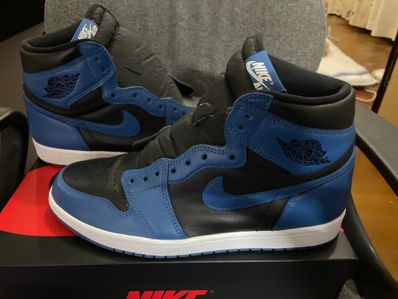 Nike Air Jordan 1 Retro High OG "Dark Marina Blue"