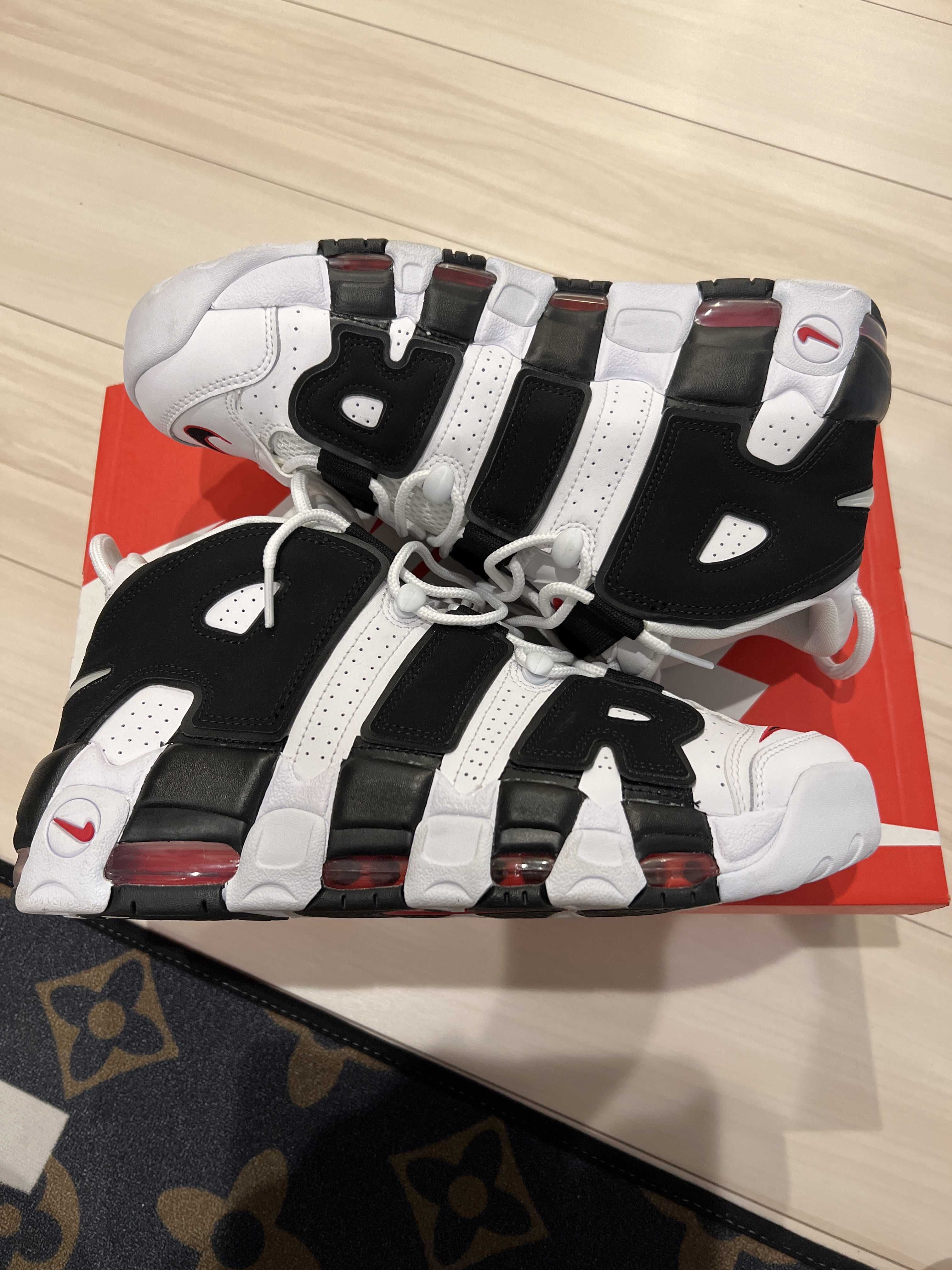 NIKE AIR MORE UPTEMPO "WHITE/BLACK/UNIVERSITY RED"(2020)