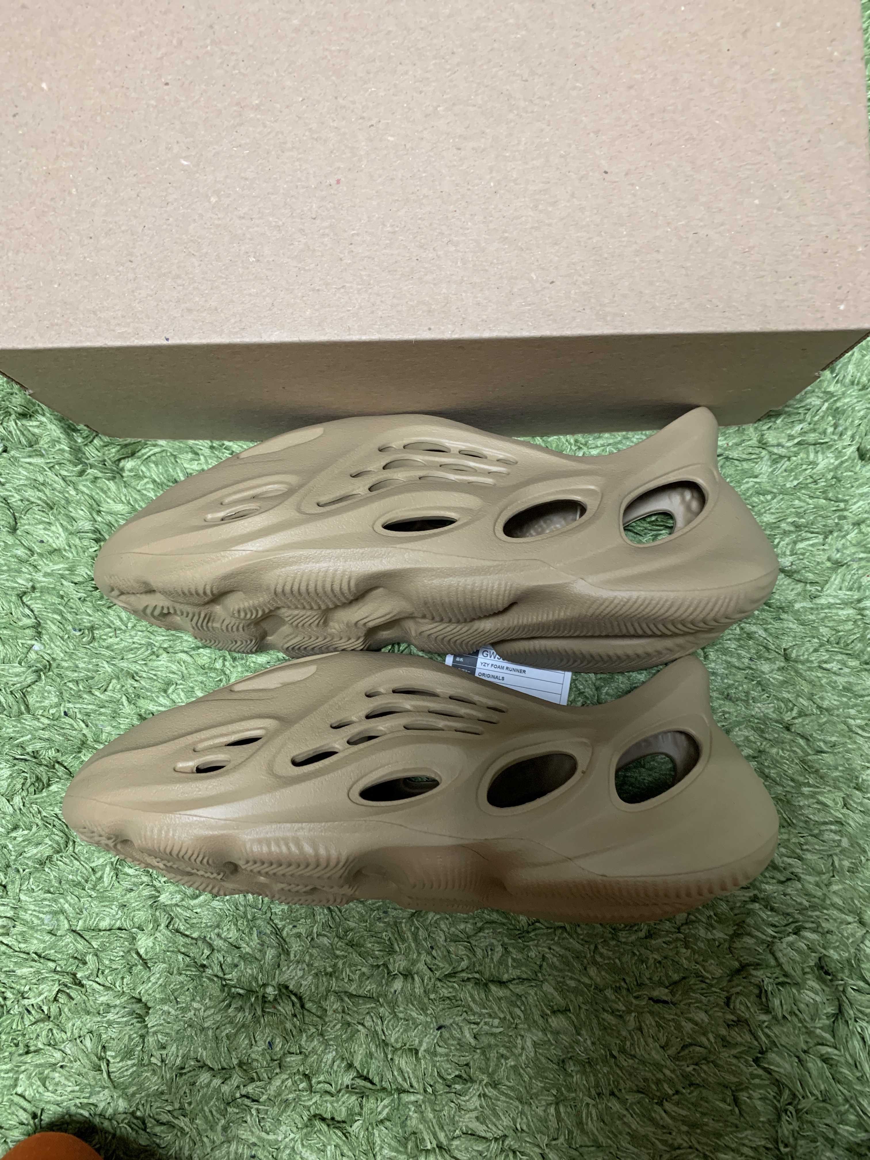 adidas YEEZY Foam Runner "Ochre"