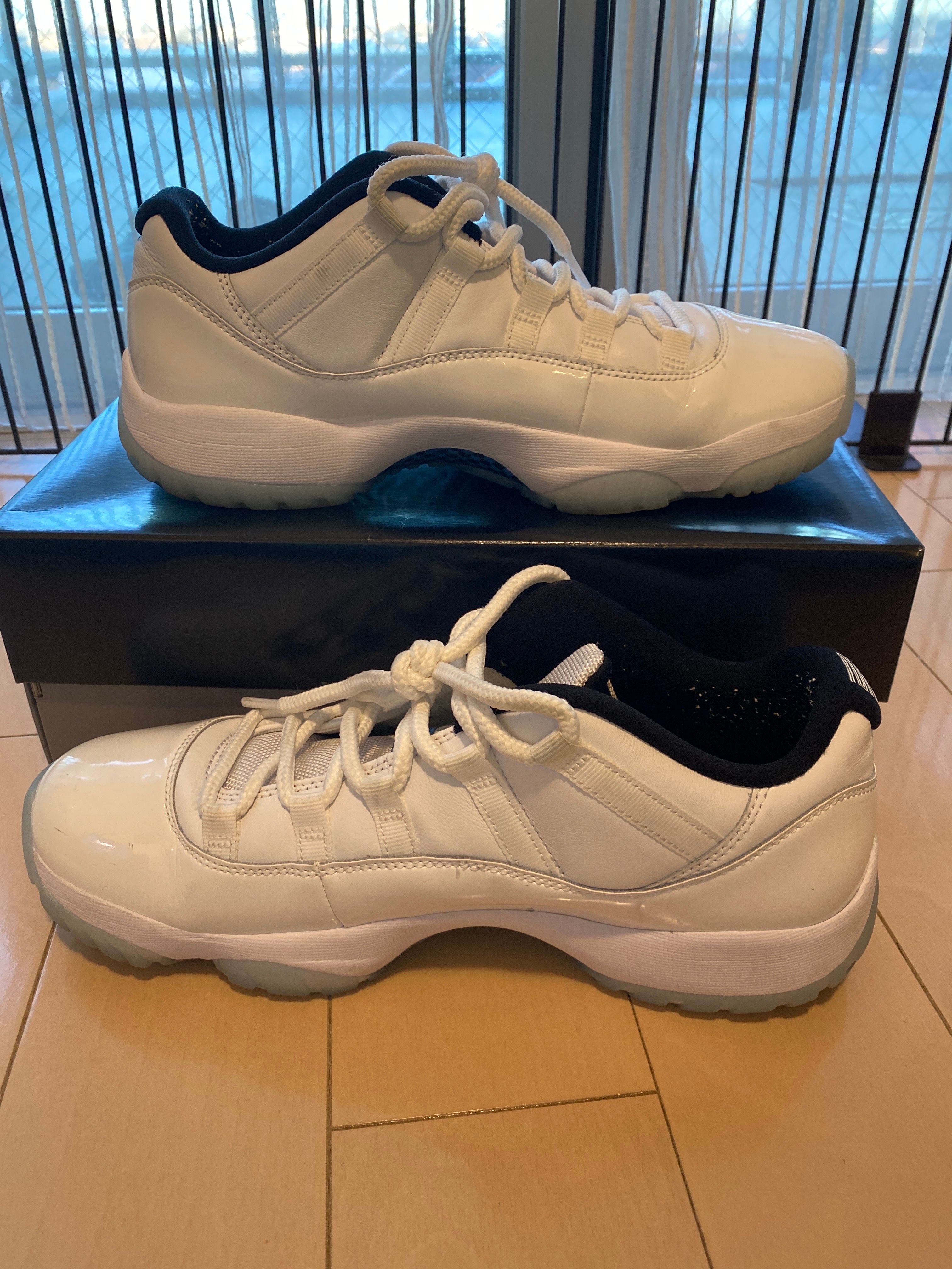 Nike Air Jordan 11 Low "Legend Blue"