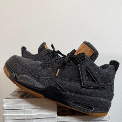 Nike × Levi's Air Jordan 4 "Black Denim" (Blank Tab)