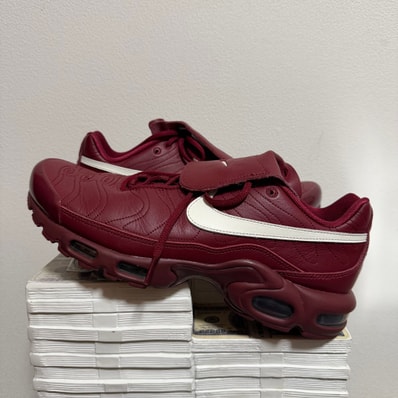 Nike Air Max Plus Tiempo "Team Red and Sail"