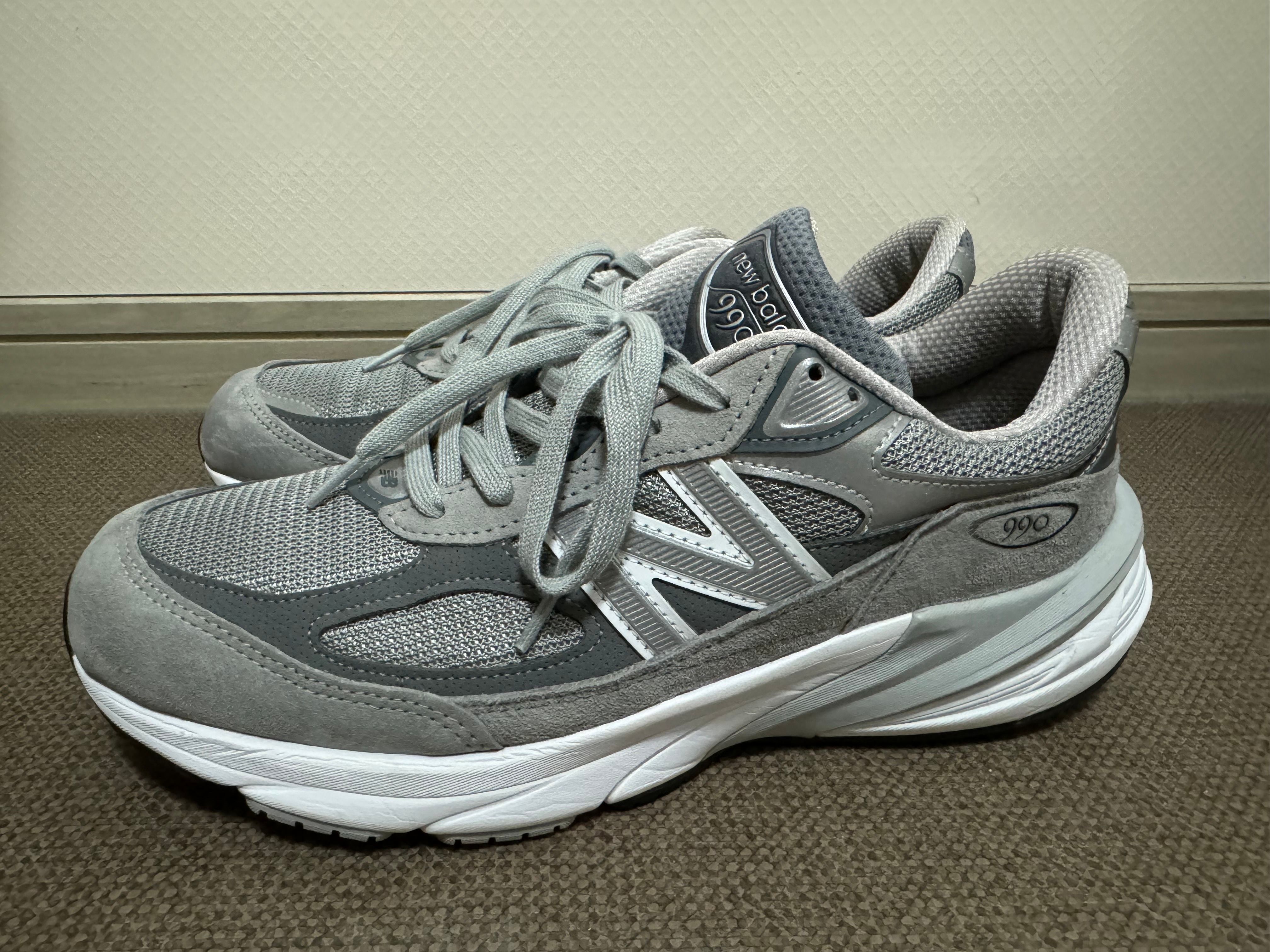 New Balance 990V6 "Gray" (Heel Logo NB)