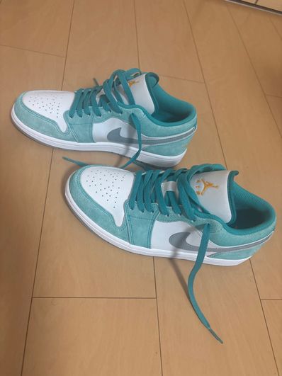 Nike Air Jordan 1 Low SE "New Emerald"