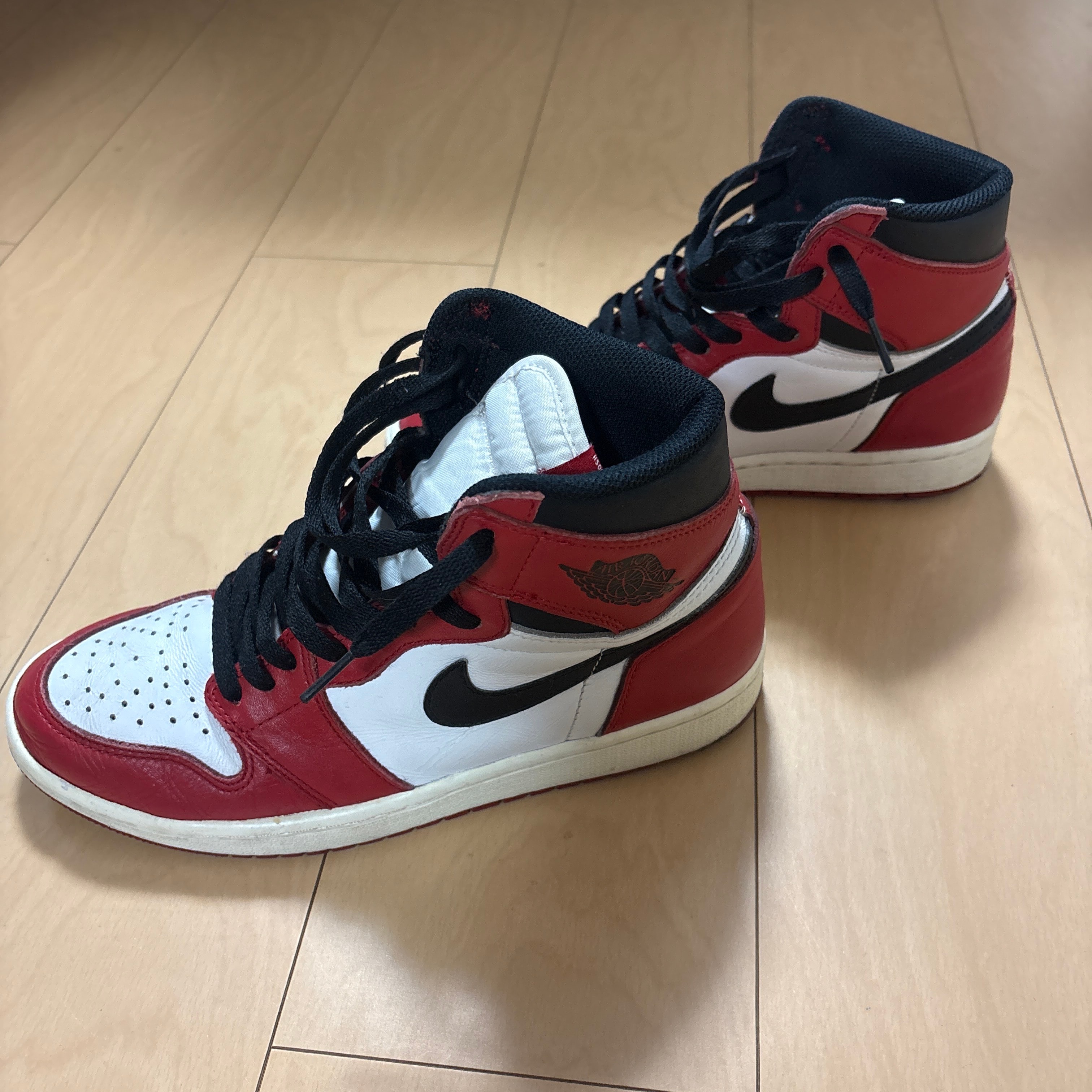 Nike Air Jordan 1 Retro High "Chicago" (2015)