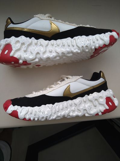 UNDERCOVER × NIKE OVERBREAK