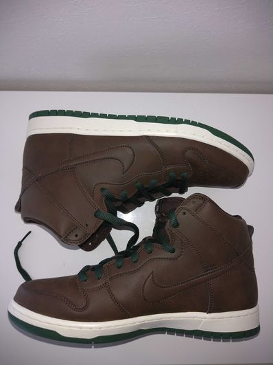 Nike SB Dunk High "Baroque Brown"