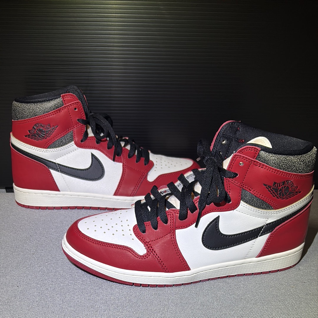 Nike Air Jordan 1 High OG "Lost & Found/Chicago"