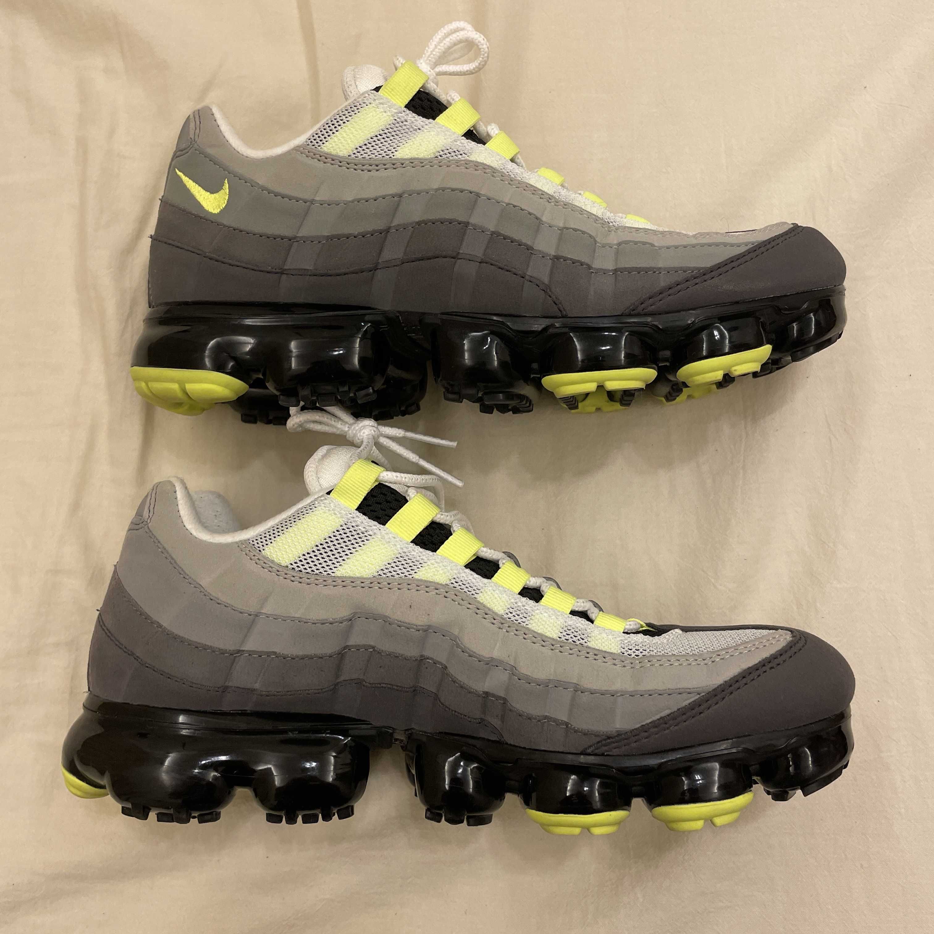 Nike Air Vapormax 95 "Neon"