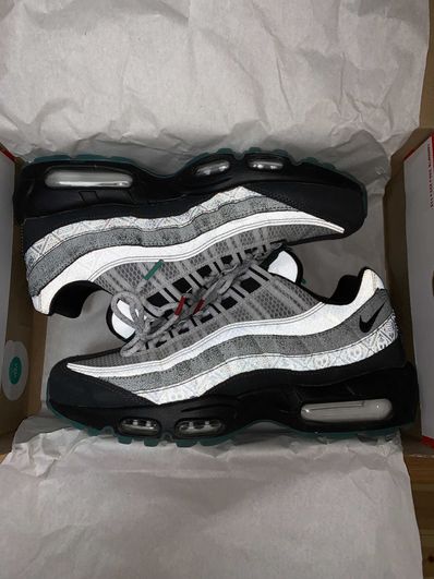 Nike Air Max 95 SE "Day of the Dead"