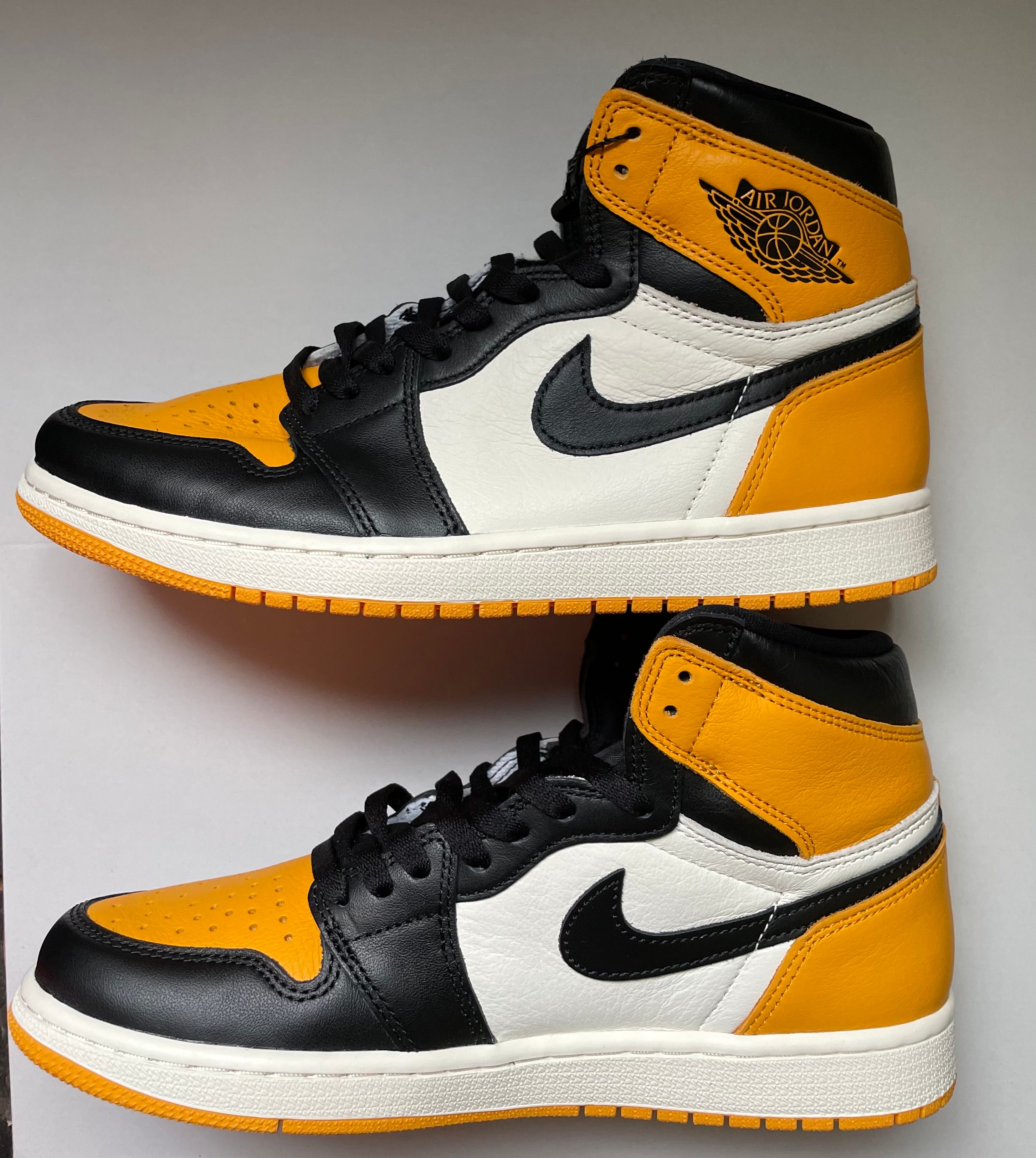 Nike Air Jordan 1 Retro High OG "Taxi"