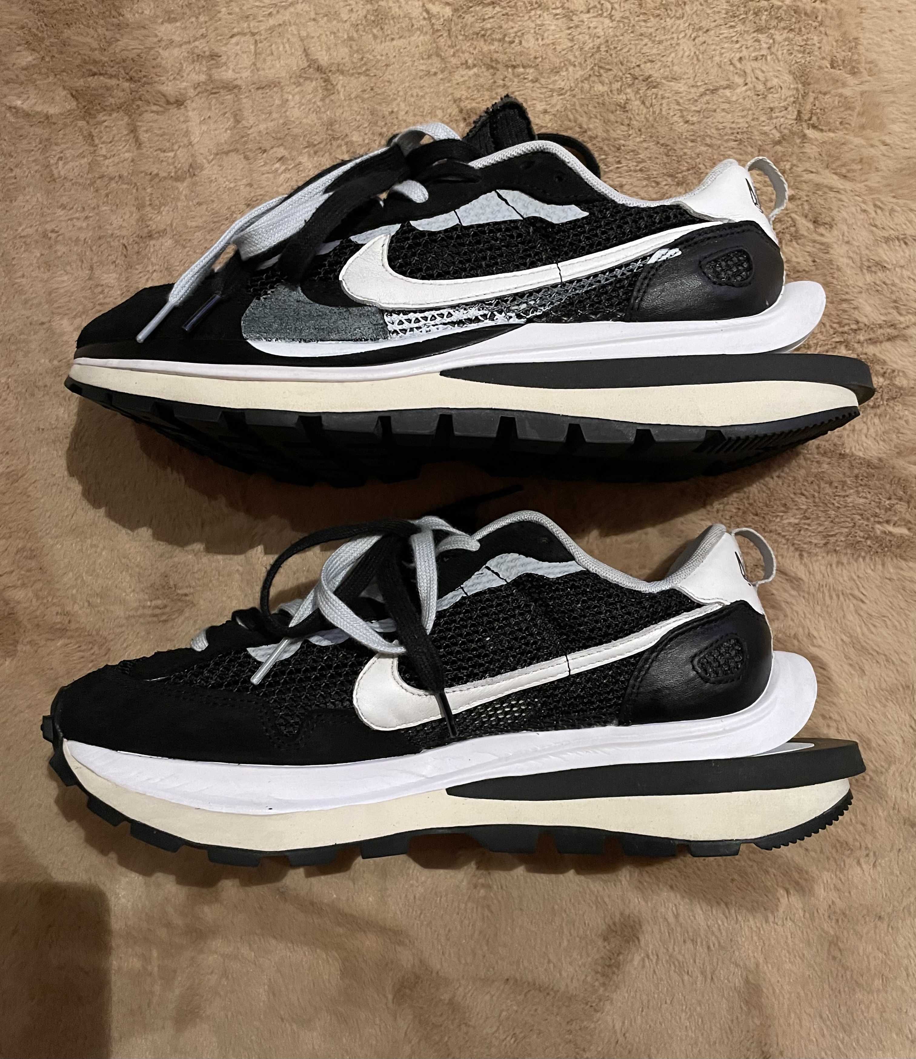 sacai × Nike Vapor Waffle "Black and White"