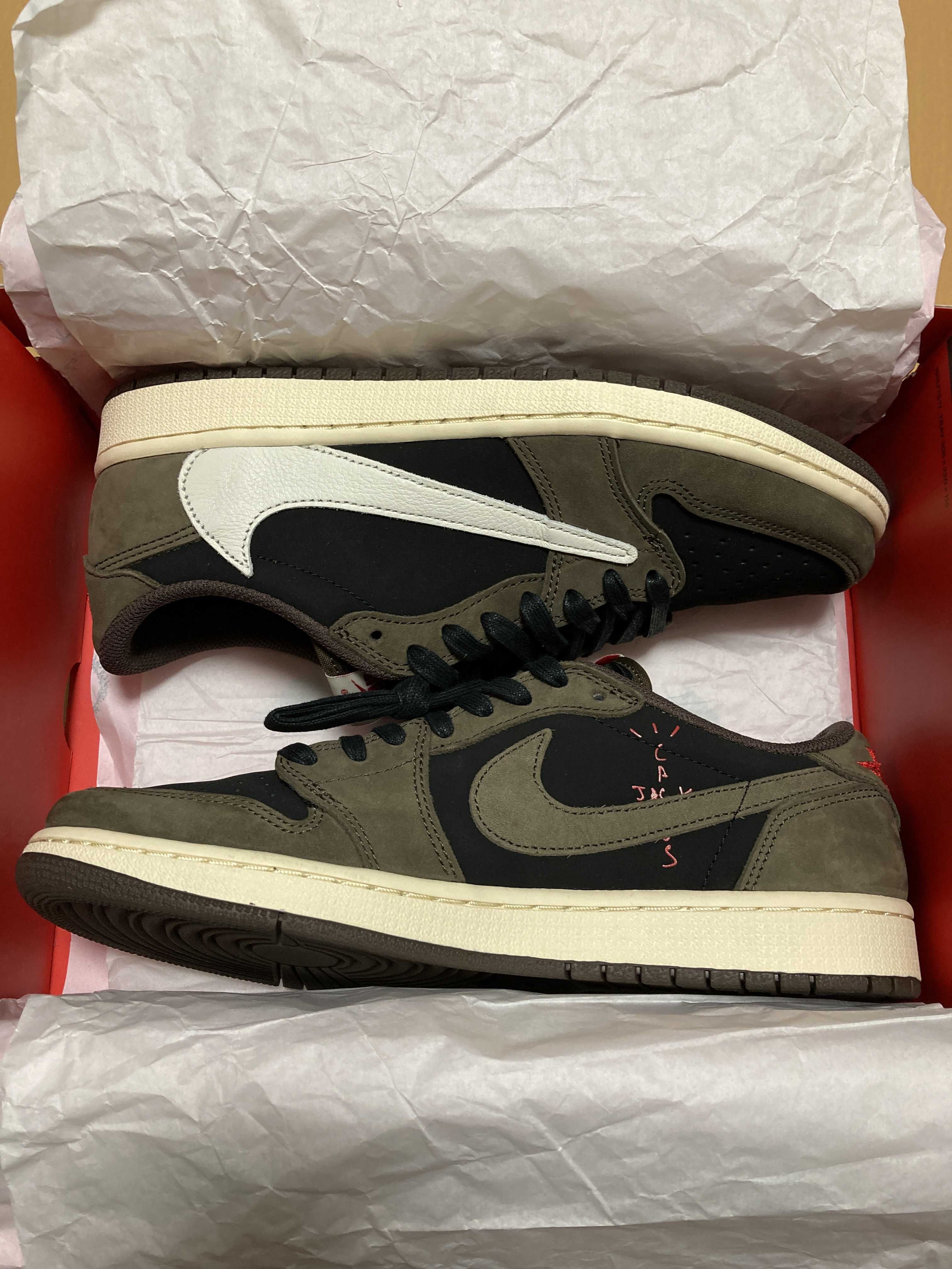 Travis Scott × Nike Air Jordan 1 Low OG SP-T "Black/Dark Mocha"