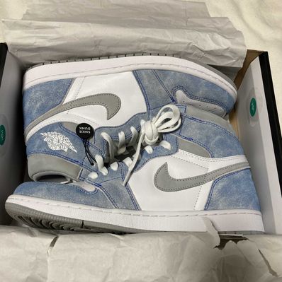 Nike Air Jordan 1 High OG "Hyper Royal"