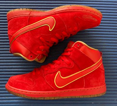 Nike SB Dunk High "Chinese New Year"