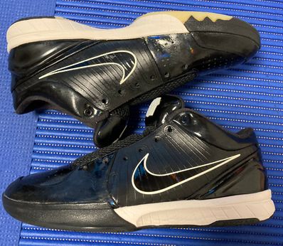 UNDEFEATED × Nike Kobe 4 Protro "Black Mamba"