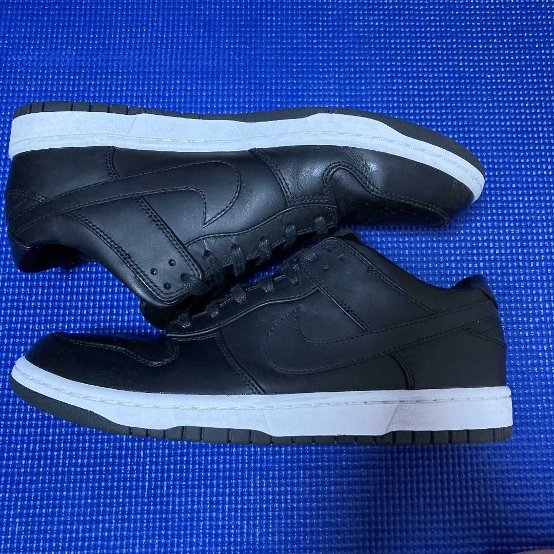 UNDEFEATED × Nike Dunk Low SP "5 ON IT"