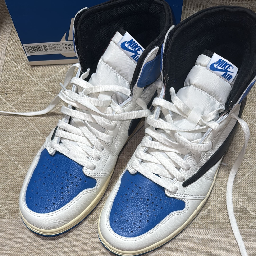 Travis Scott × fragment design × Nike Air Jordan 1 Retro High OG SP "Military Blue"