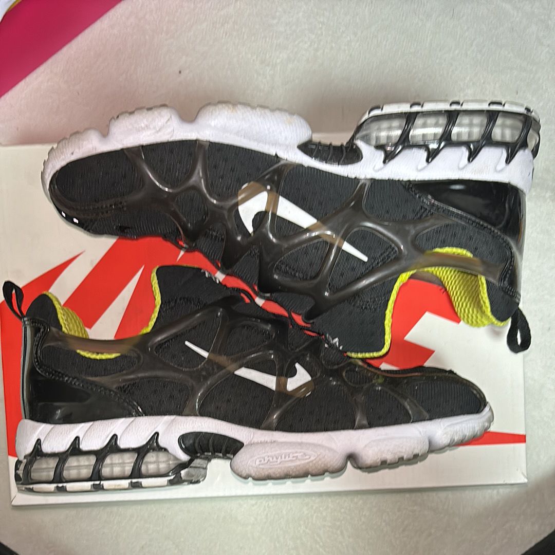 Stussy x Nike Air Zoom Kukini "Black/White/Bright Cactus"