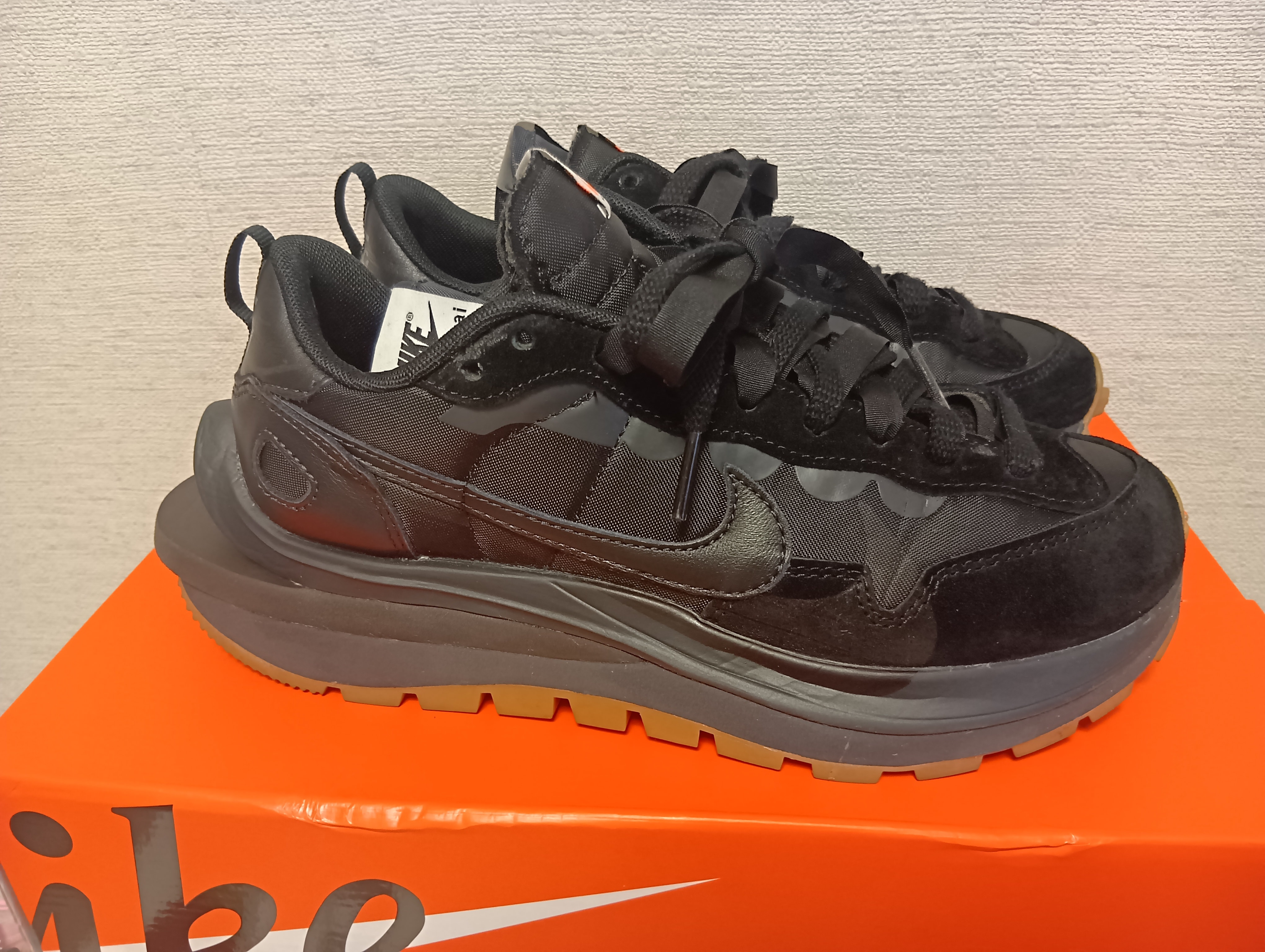 sacai × Nike VaporWaffle "Black Gum"