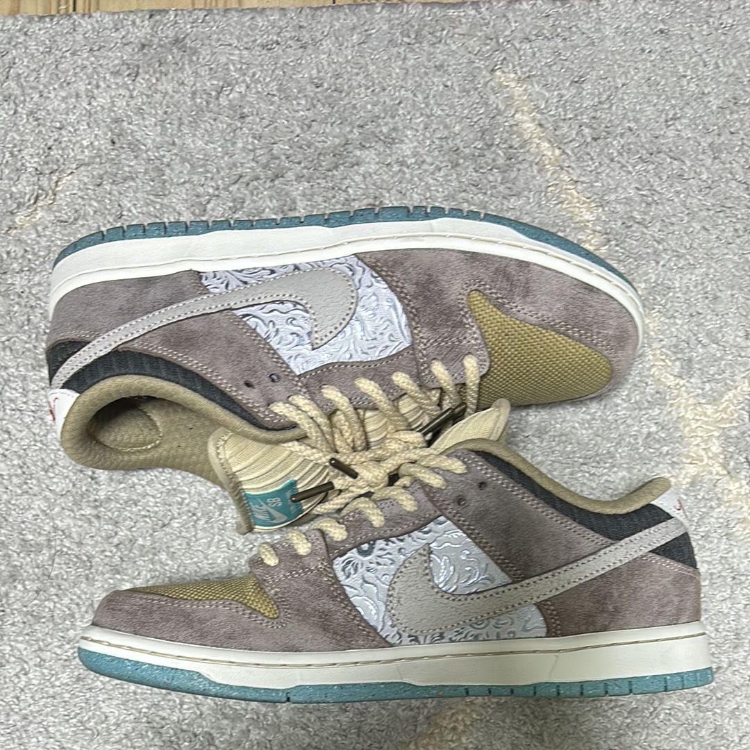 Nike SB Dunk Low Pro "Big Money Savings"