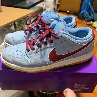 Nike SB Dunk Low Pro "Philadelphia Phillies/Valor Blue and Team Maroon"