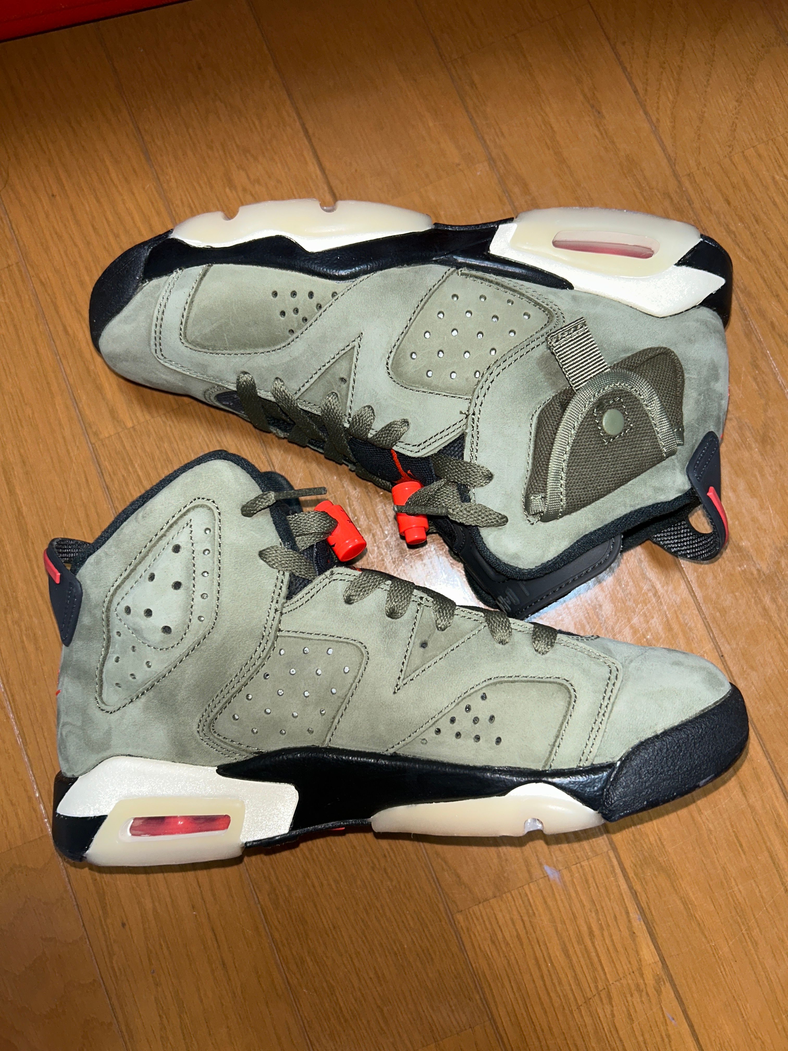 Travis Scott × Nike GS Air Jordan 6 Retro "Medium Olive"