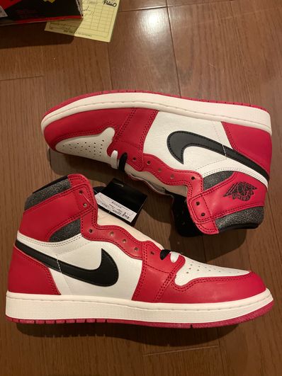 Nike Air Jordan 1 High OG "Lost & Found/Chicago"