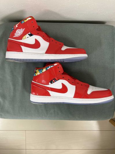 Nike Air Jordan 1 Mid "Barcelona Sweater/Red Patent"