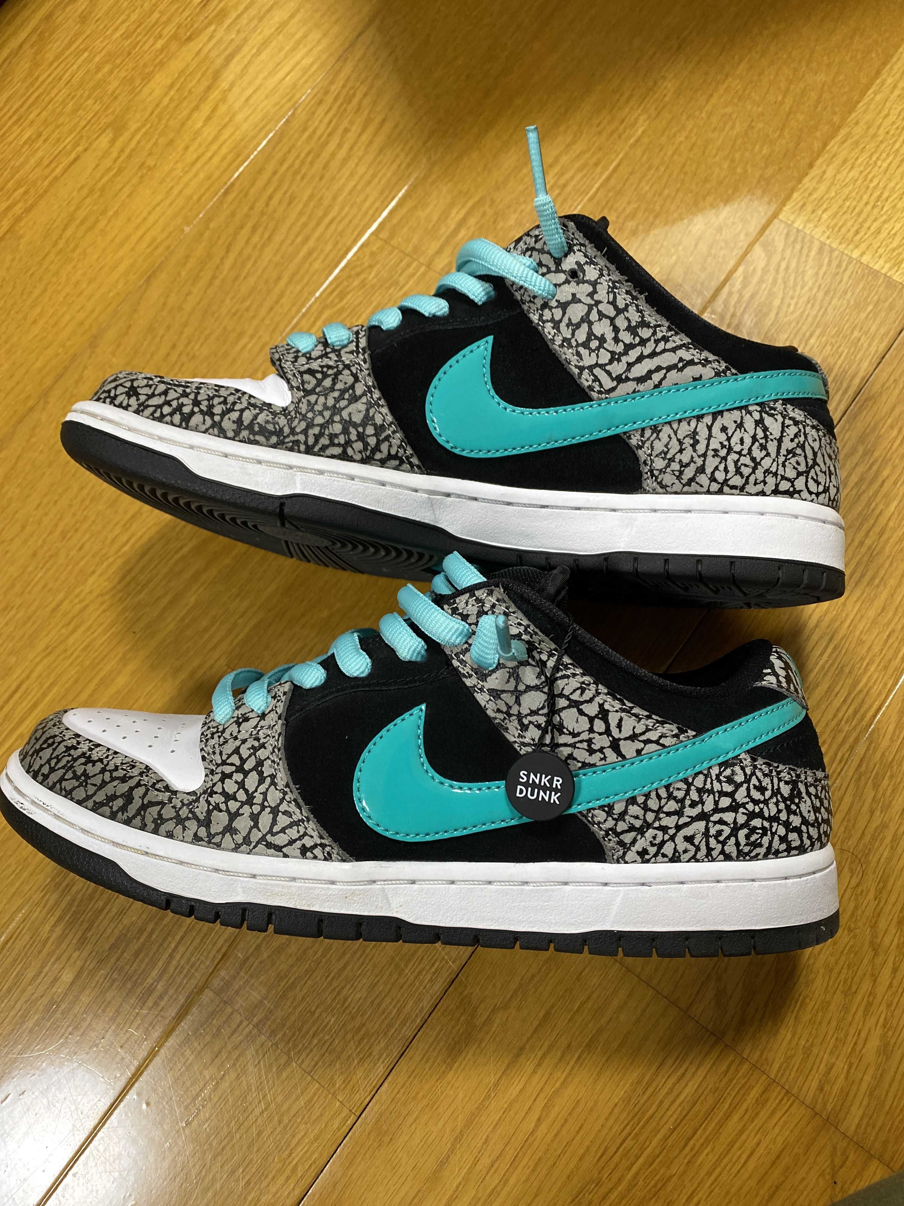 Nike SB Dunk Low "Elephant/Safari"