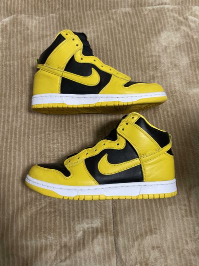 Nike Dunk High "Black/Varsity Maize"