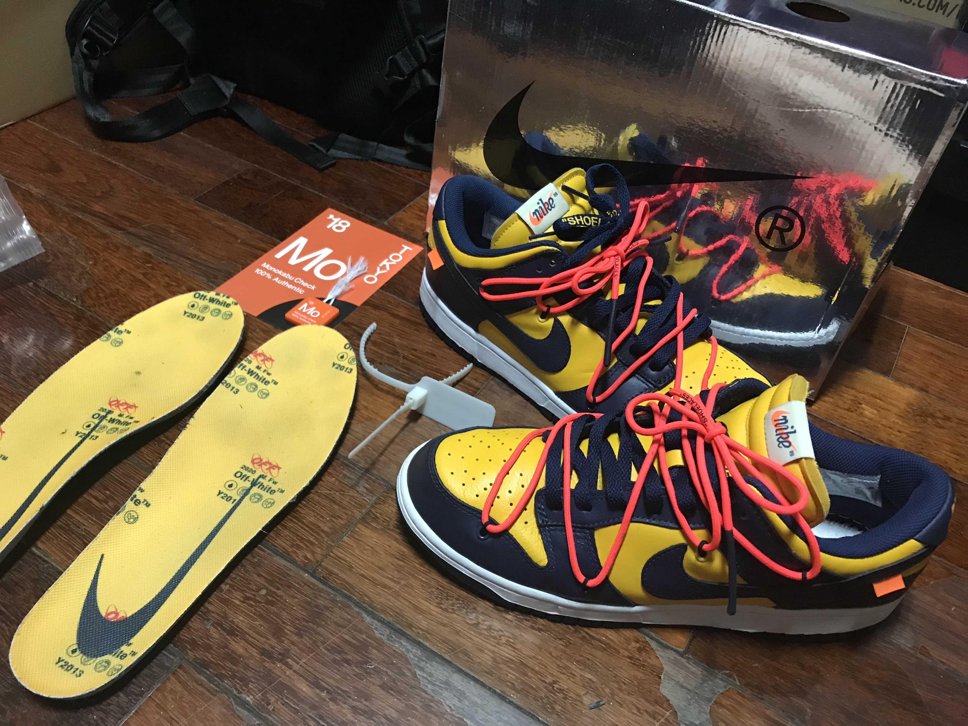 Off-White × Nike Dunk Low  LTHR "University Gold/Midnight Navy/White"