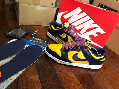 Nike Dunk Low "Michigan"