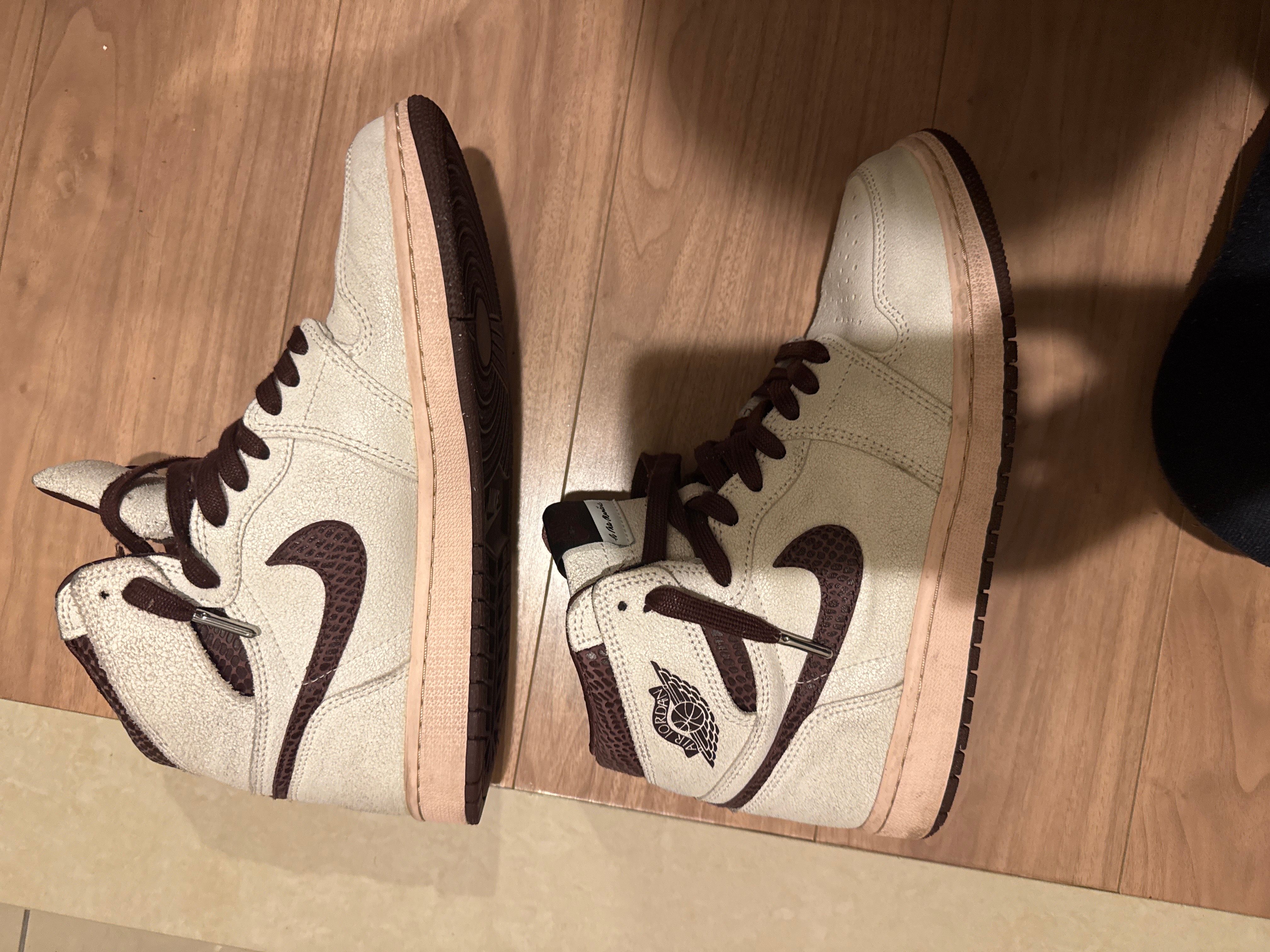 A Ma Maniere × Nike Air Jordan 1 Retro High OG "Sail and Burgundy"