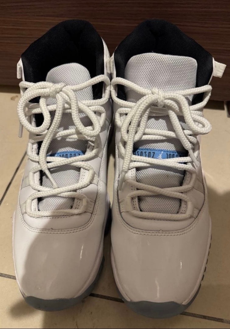 ナイキ エアジョーダン11 レトロ "ホワイト/レジェンドブルー"