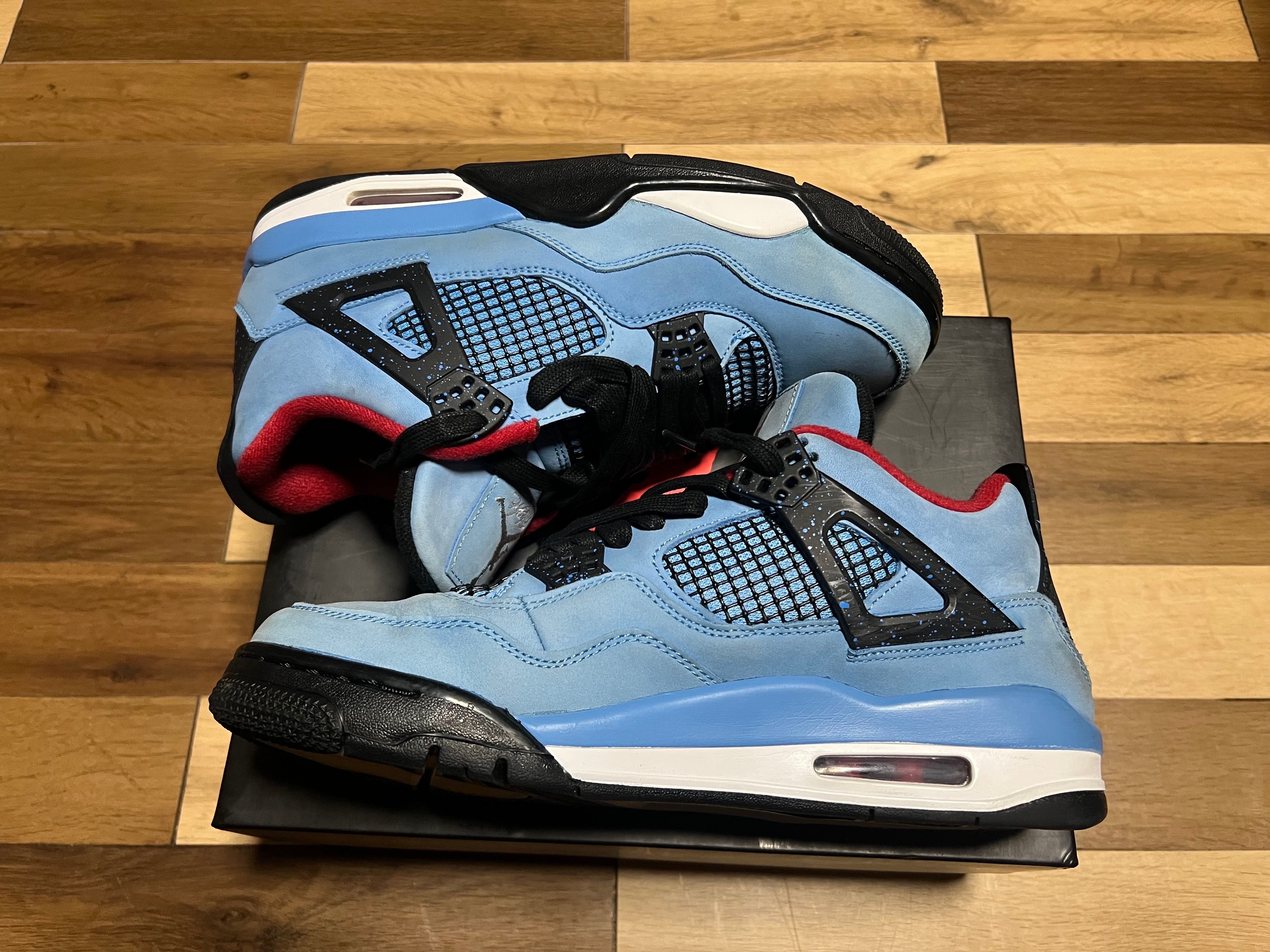 Travis Scott × Nike Air Jordan 4 Retro Cactus Jack "University Blue"