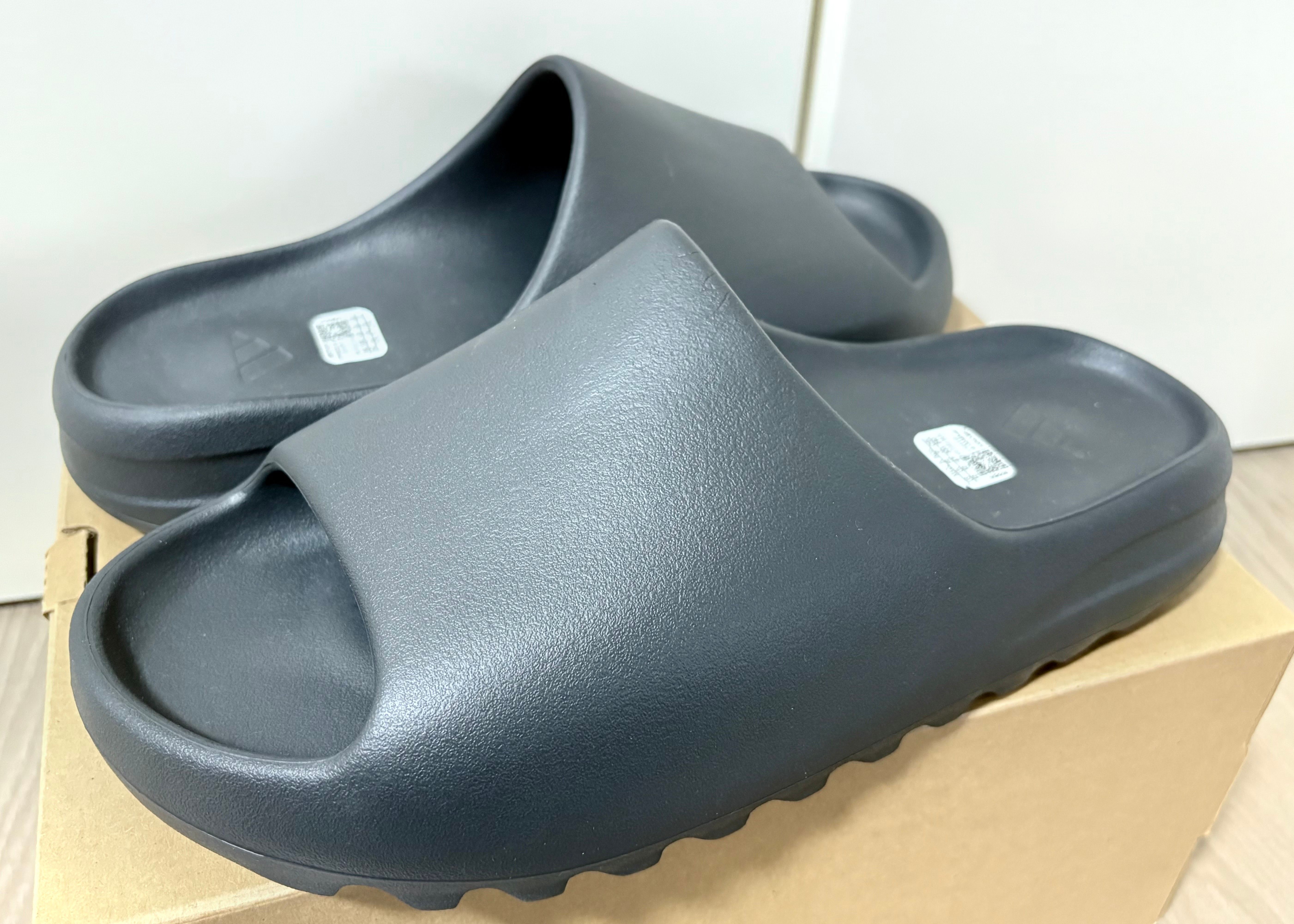 adidas YEEZY Slide "Onyx"