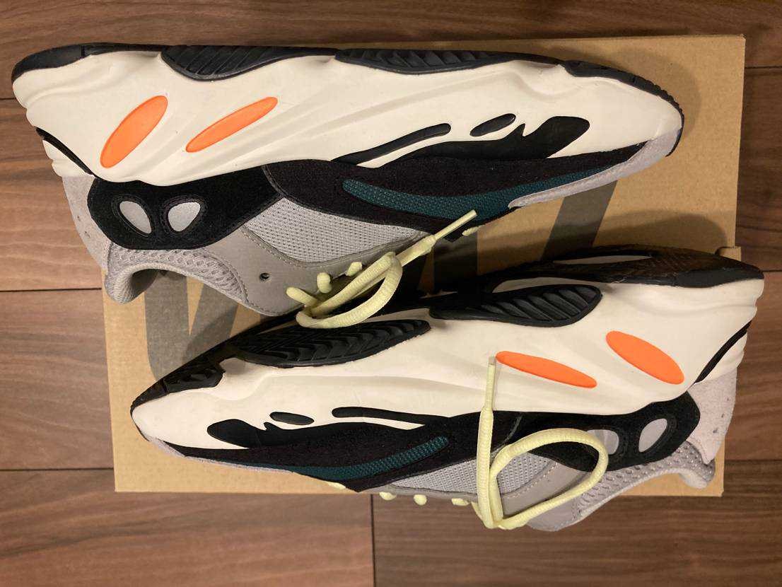 adidas YEEZY Boost 700 "Wave Runner"