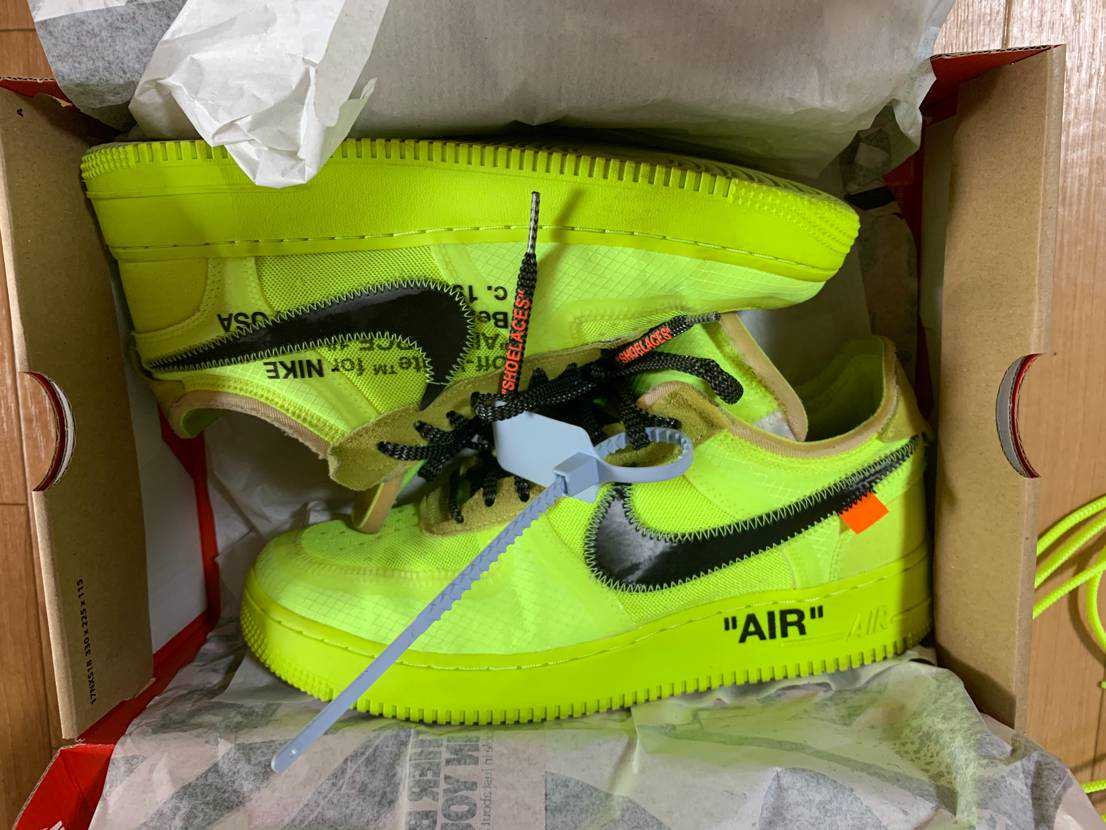 Off-White × Nike Air Force 1 Low "Volt"