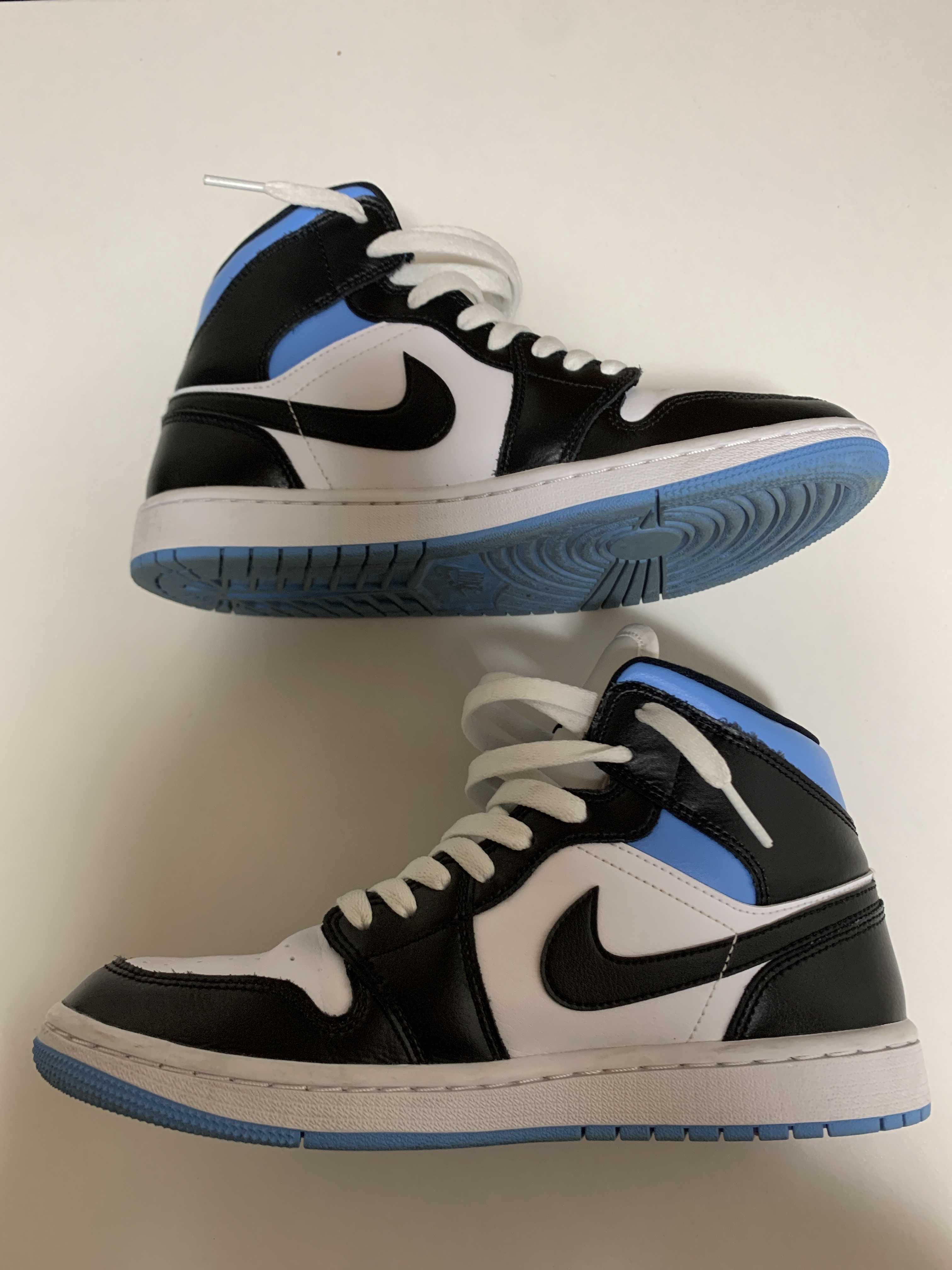 Nike Women's Air Jordan 1 Mid "Black/University Blue"