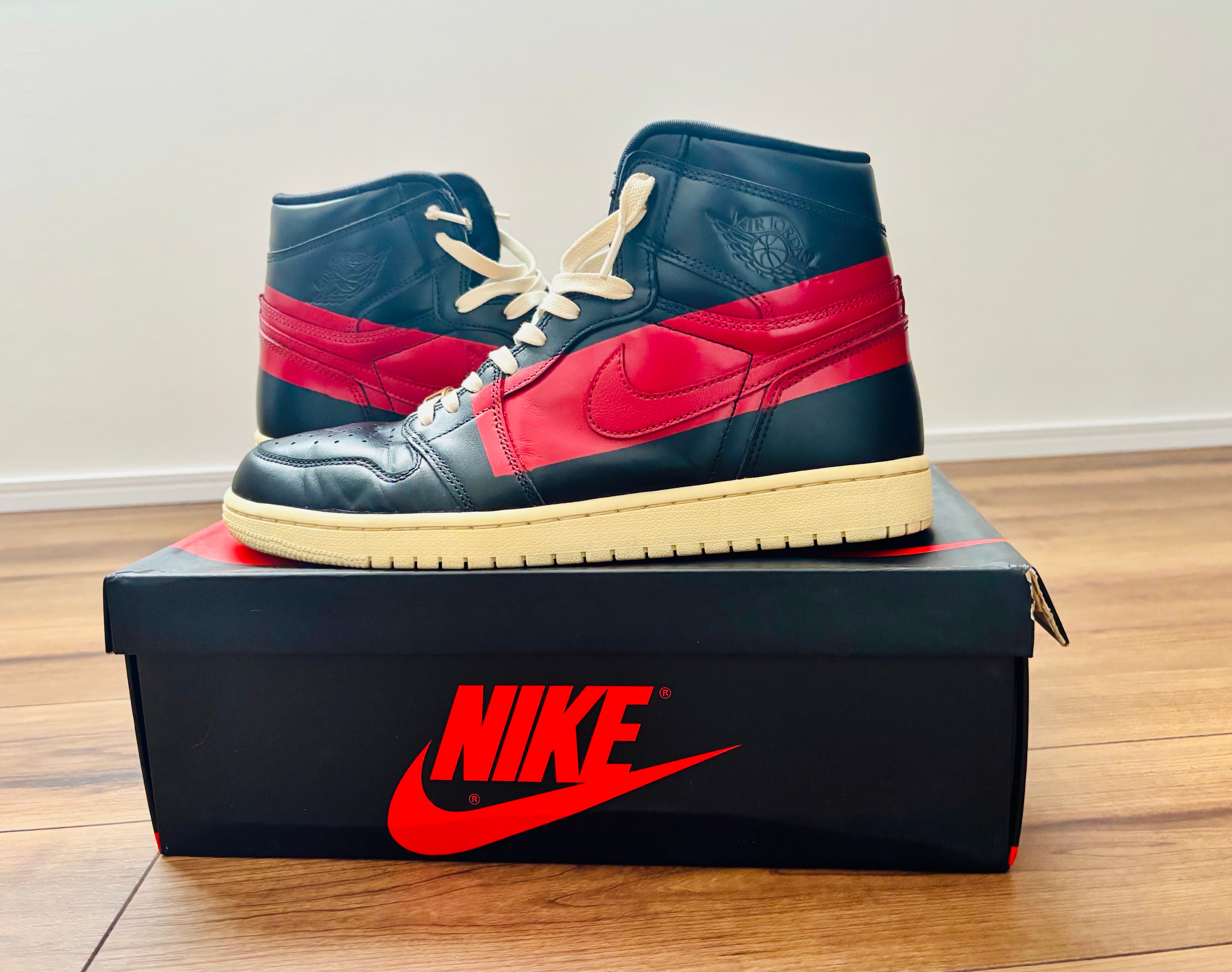 Nike Air Jordan 1 Retro High OG "Couture"
