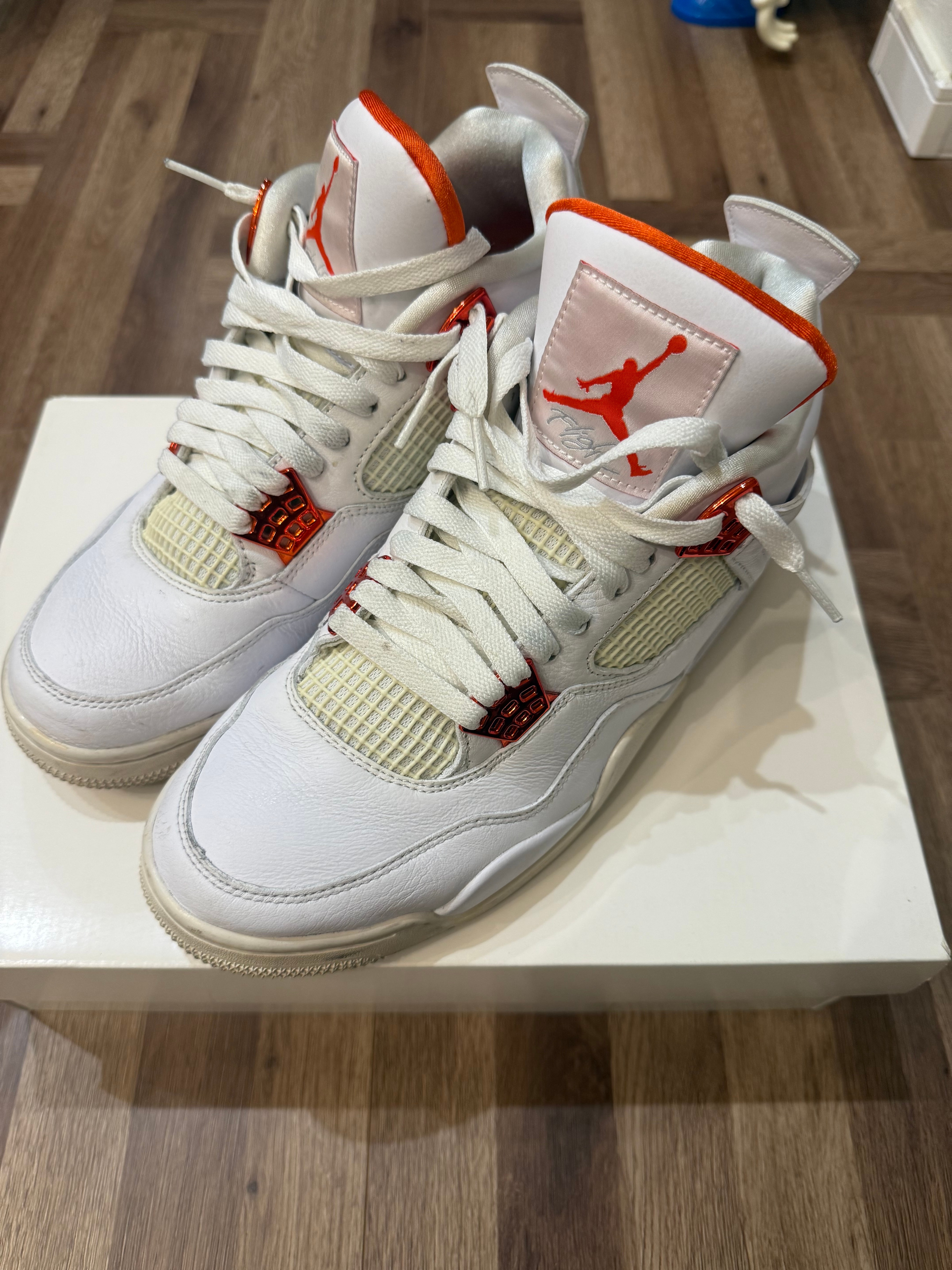 エアジョーダン4(AJ4) 人気の新作/中古通販【スニーカーダンク】