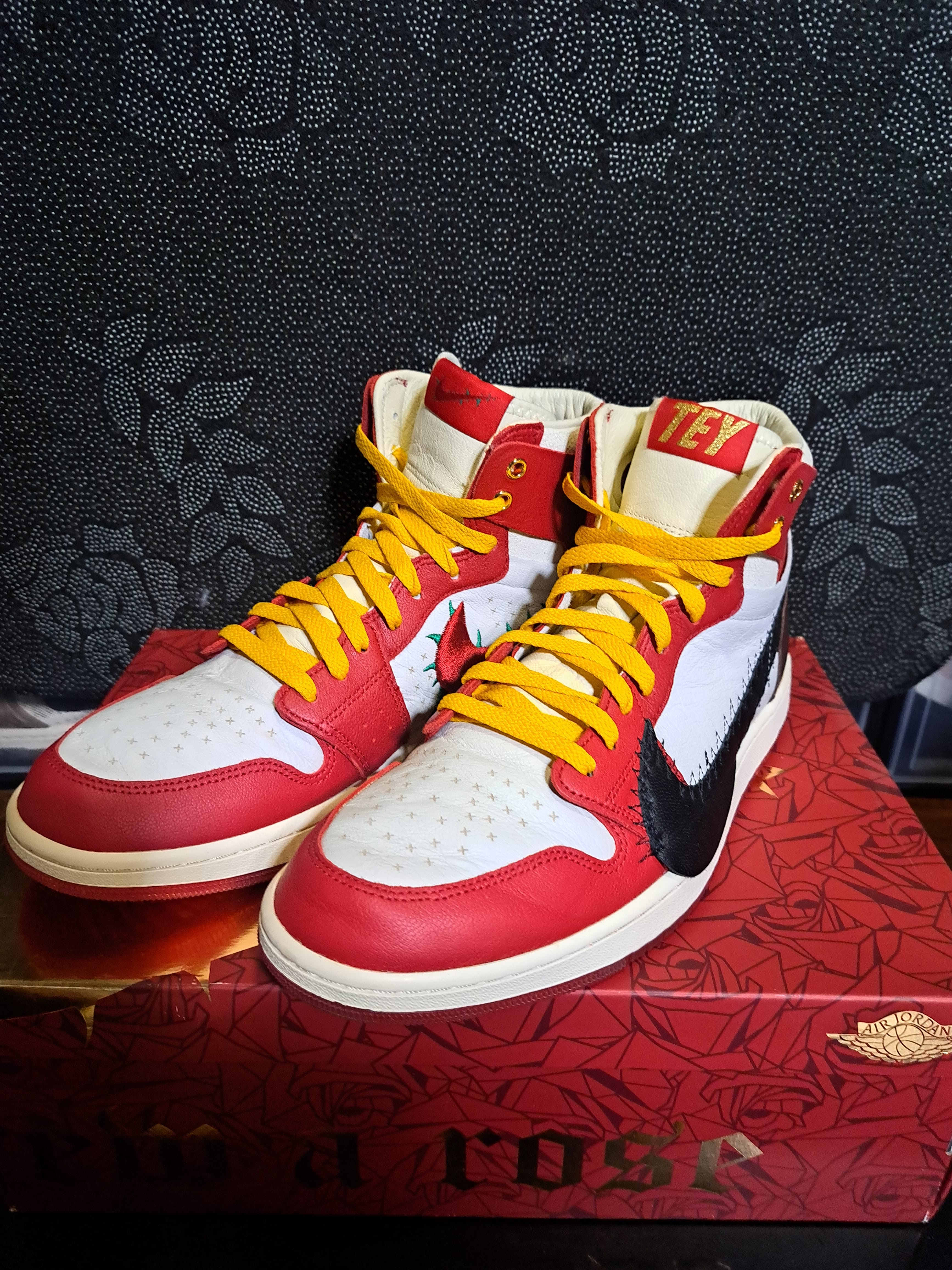 Teyana Taylor × Nike Women's Air Jordan 1 High Zoom CMFT 2 "Gym Red"