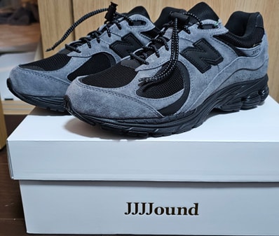 JJJJound × New Balance 2002R GORE-TEX "Charcoal" M2002RXZ