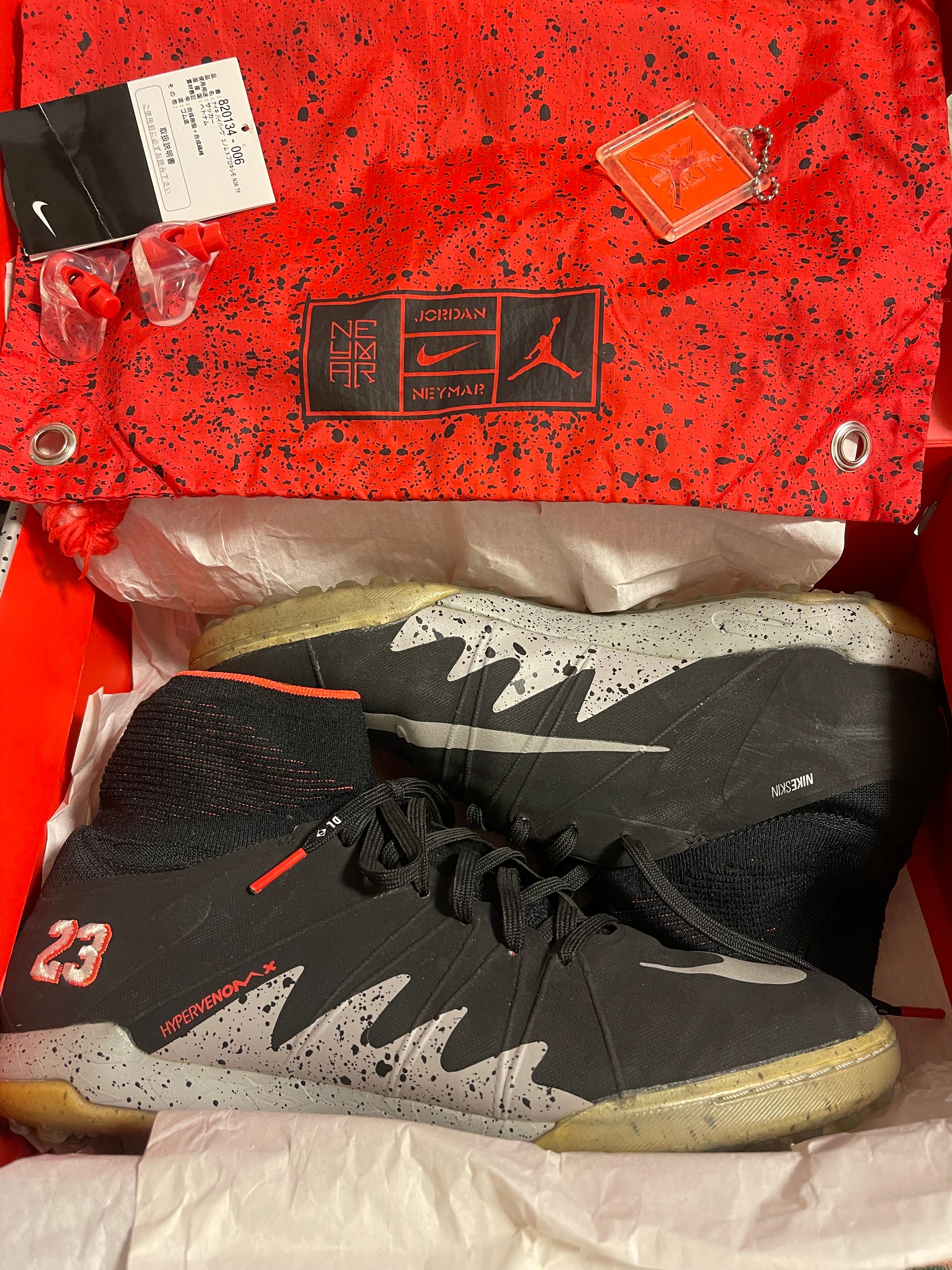 Neymar × Nike Jordan HypervenomX Proximo IC "Black/Metallic Silver"