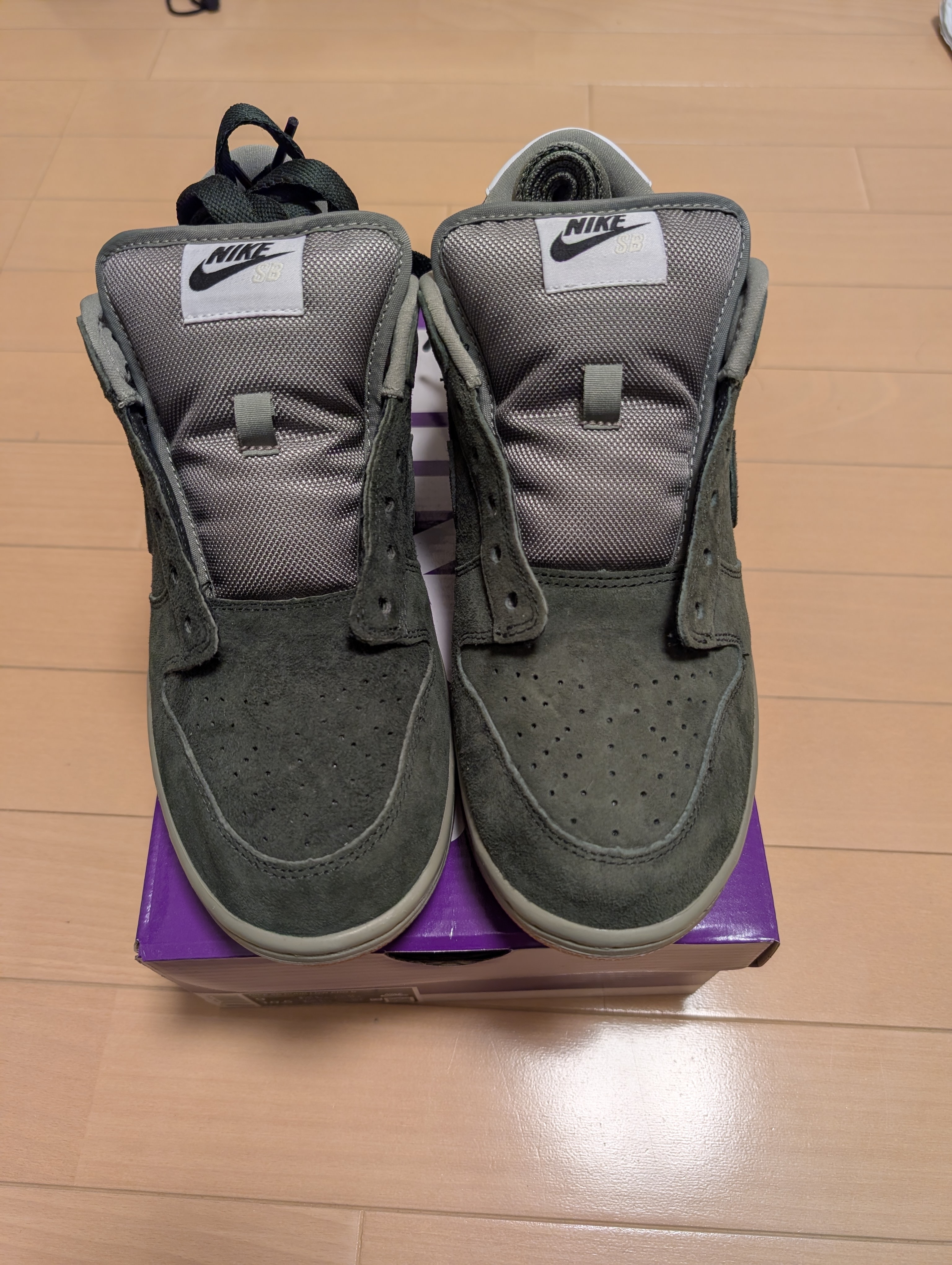 Nike SB Dunk Low Pro B "Sequoia and Light Army"