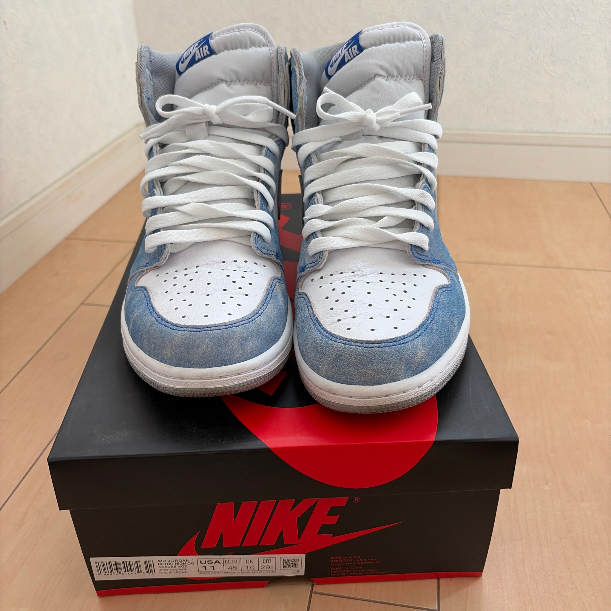 Nike Air Jordan 1 High OG "Hyper Royal"