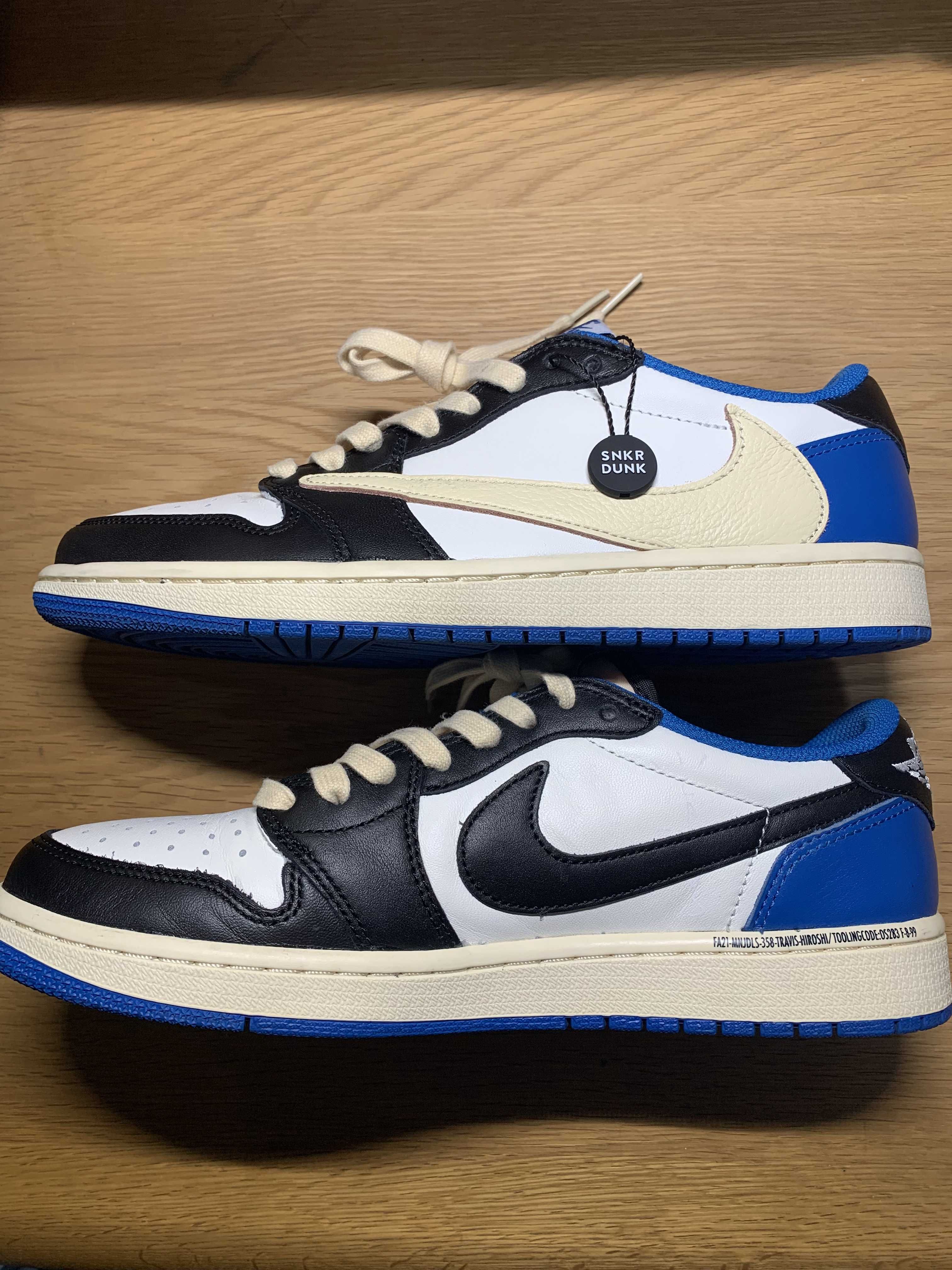 Travis Scott × fragment design × Nike Air Jordan 1 Low OG SP "Military Blue"