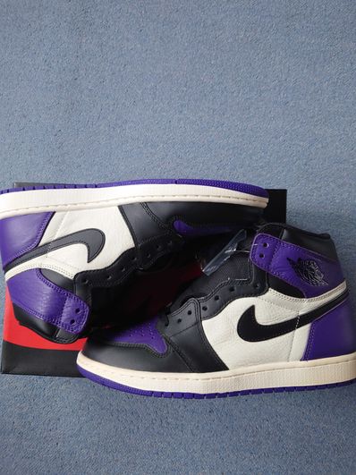 Nike Air Jordan 1 Retro High OG "Court Purple" (2018)